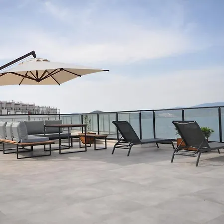2 Bedroom Castamar Apartment *