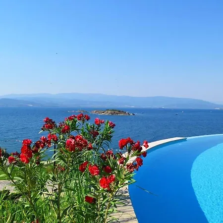 2 Bedroom Castamar Διαμέρισμα *